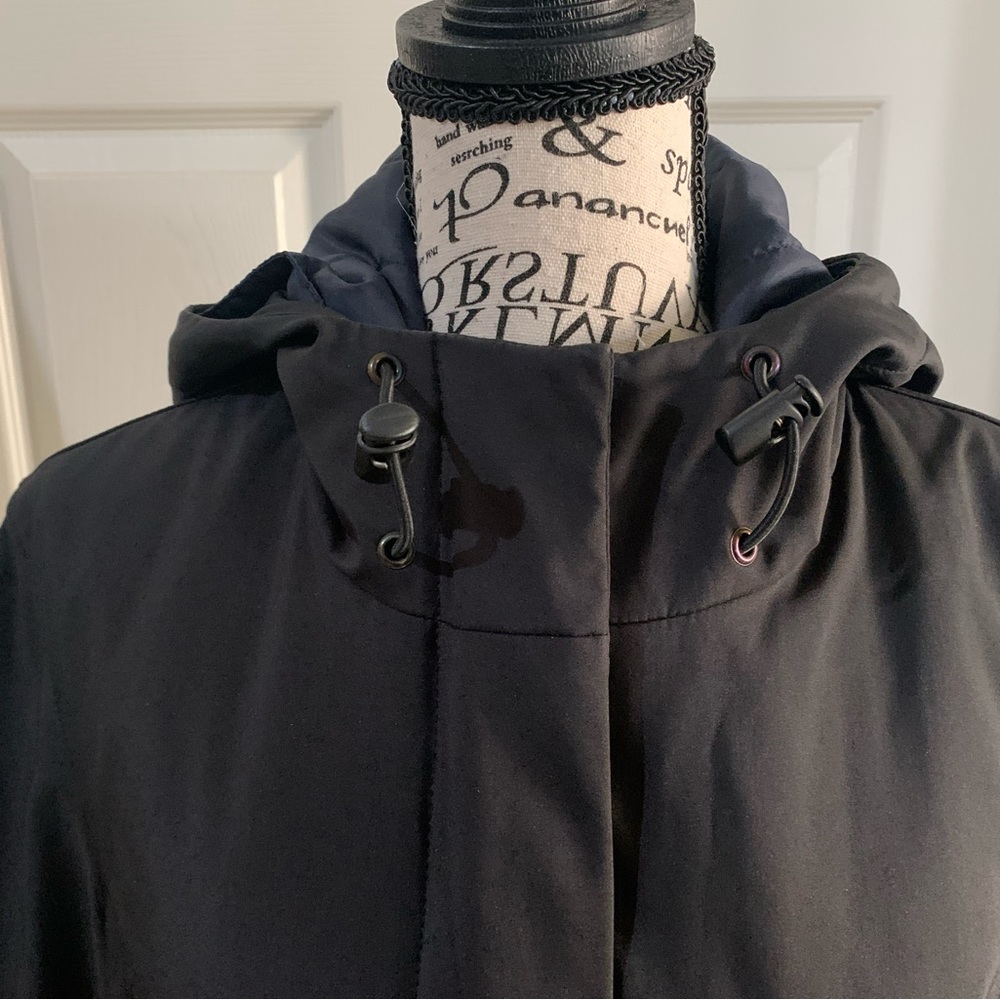 GAP Raincoat with zip out liner Size Small